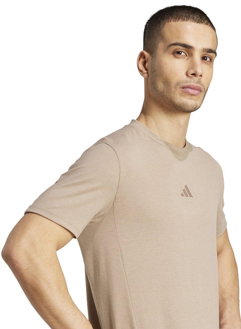 اديداس تي شيرت تدريب بني للرجال مقاس - Image 3