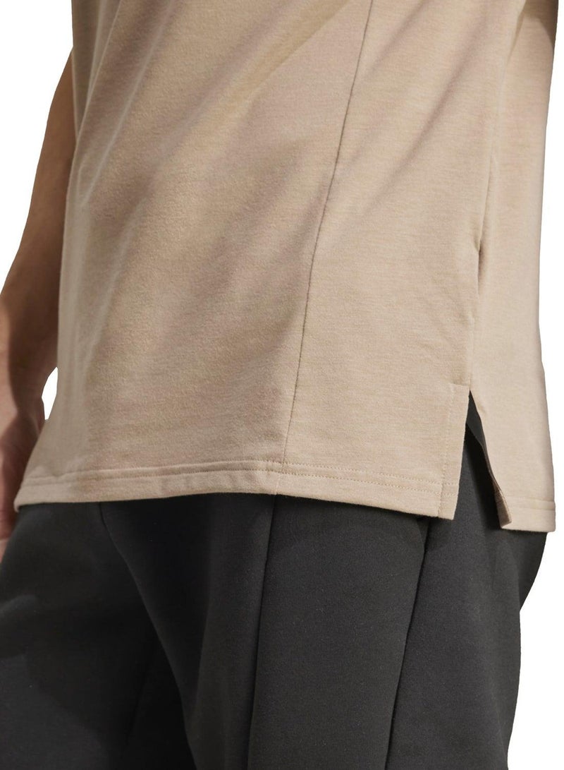 اديداس تي شيرت تدريب بني للرجال مقاس - Image 4