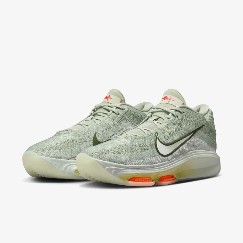 Nike Men's G.T. Hustle 3 Basketball Shoes