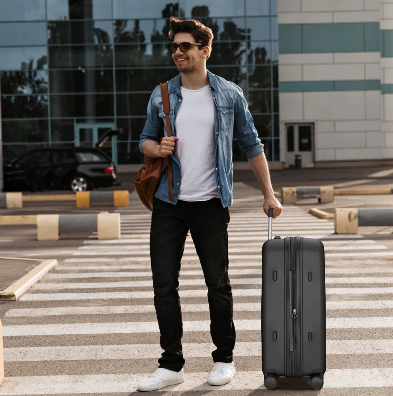 Cabinpro black unisex expandable pp fashion trolley luggage set lightweight hard shell spinner luggage with 360° degree 4 twin wheel and double zippers cp003  | Best Price UAE