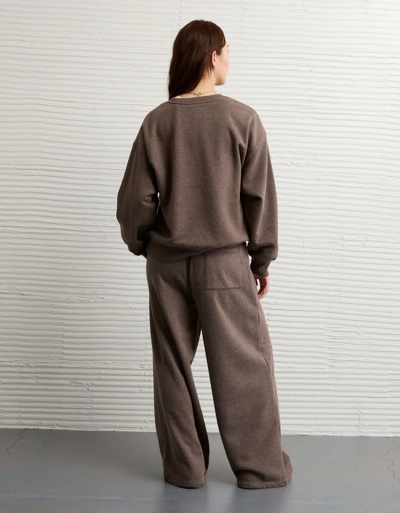 American Eagle AE Everyday Luxe Crew Neck Sweatshirt