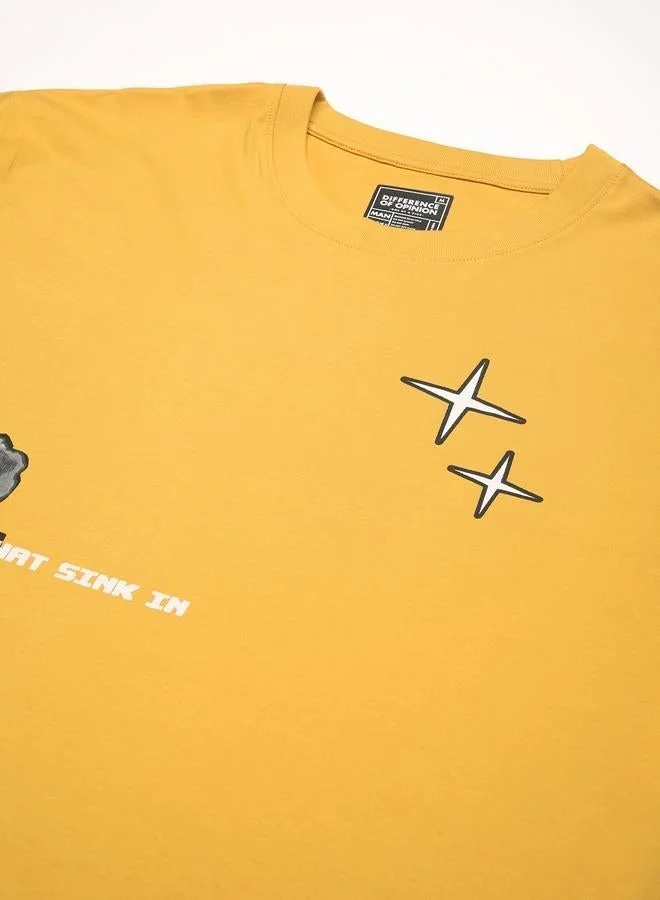 ديفيرينس أوف أوبينيون تيشيرت مطبع بأكمام قصيرة وقصة واسعة للرجال