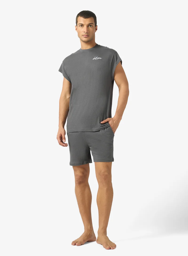 سفنتي فايف Short Sleeve T-Shirt With Shorts Pyjama Set