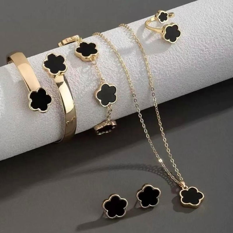 Nan 5 Piece Lucky Clover Jewelry Set for Women - Black and Gold Five Leaf Clover Necklace, Bracelet, Earrings, and Ring - Image 2