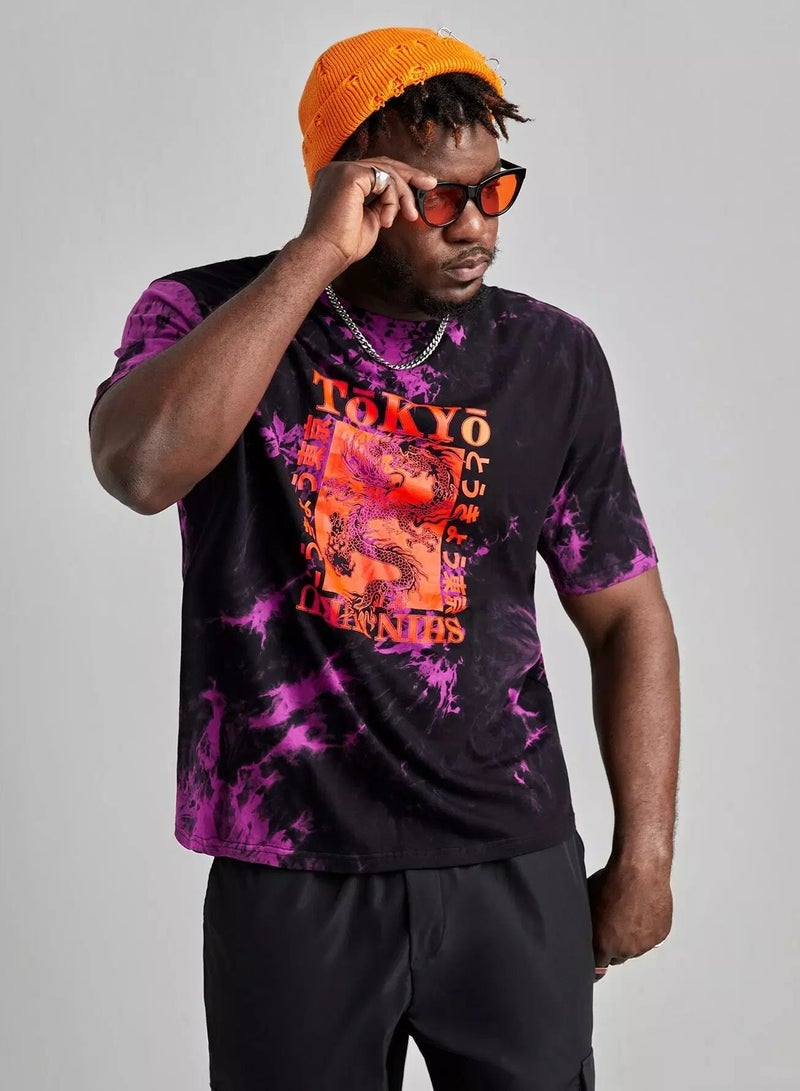 Men Tie Dye Japanese Letter & Chinese Dragon Graphic Tee - Image 3