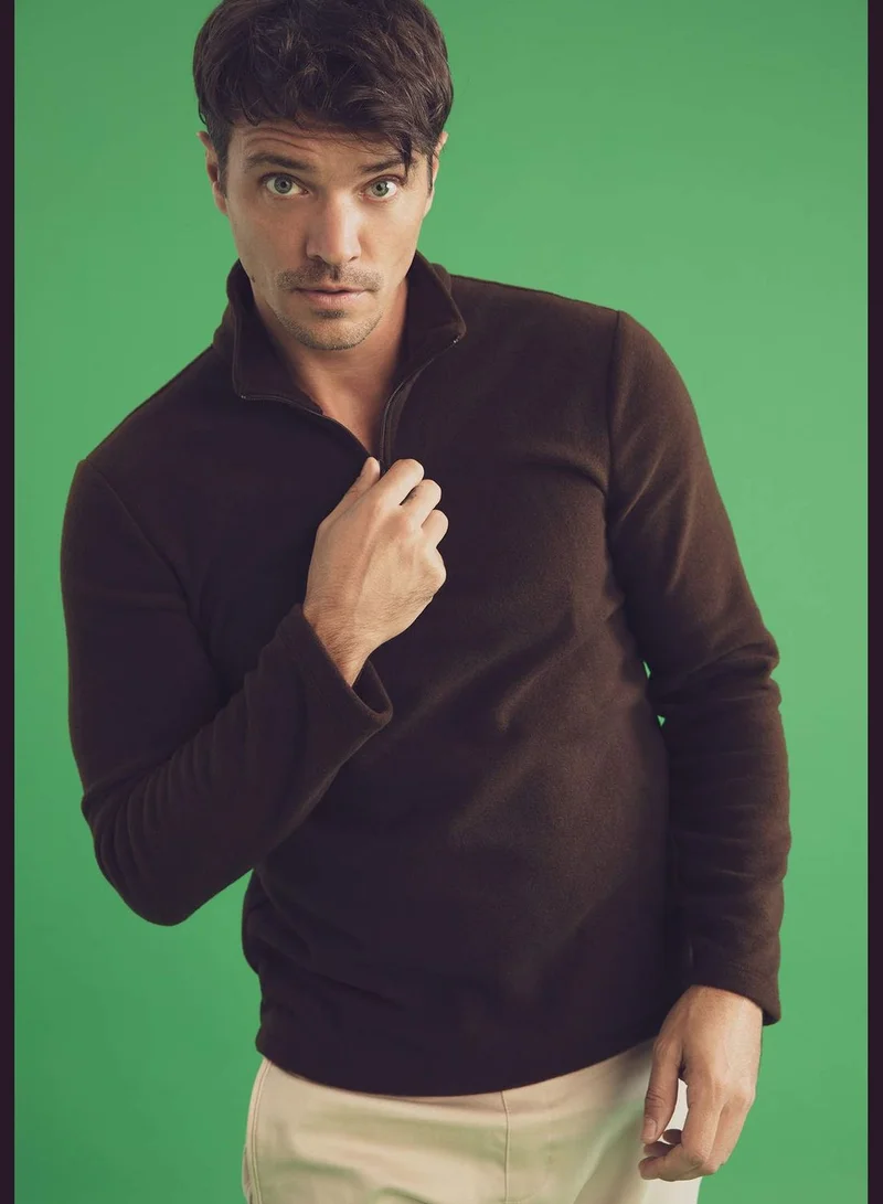 DeFacto Man Regular Fit Stand Up Collar Long Sleeve Knitted Sweatshirt