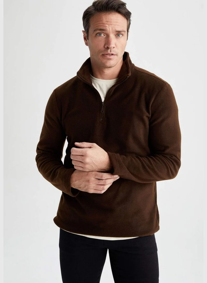 DeFacto Man Regular Fit Stand Up Collar Long Sleeve Knitted Sweatshirt