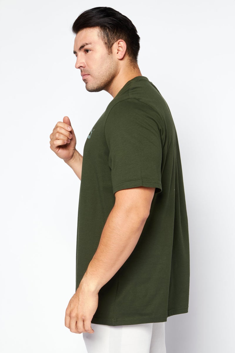 PUMA تي شيرت تدريب للرجال من ماركة لوجو الرياضية، زيتوني - Image 4