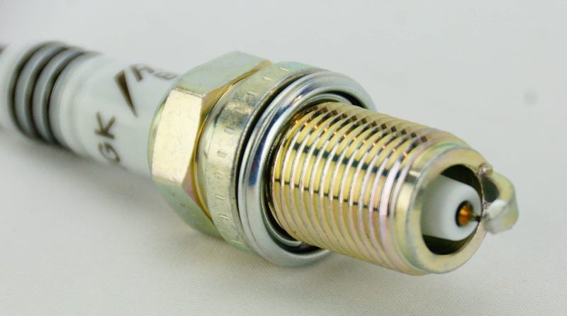 NGK 2667 BKR7EIX Iridium IX Spark Plug, Pack of 4 - Image 5