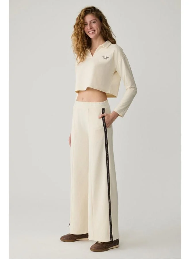 Brıtta Women's Elastic Waist Wide-Leg Relaxed Ecru Sweatpants.