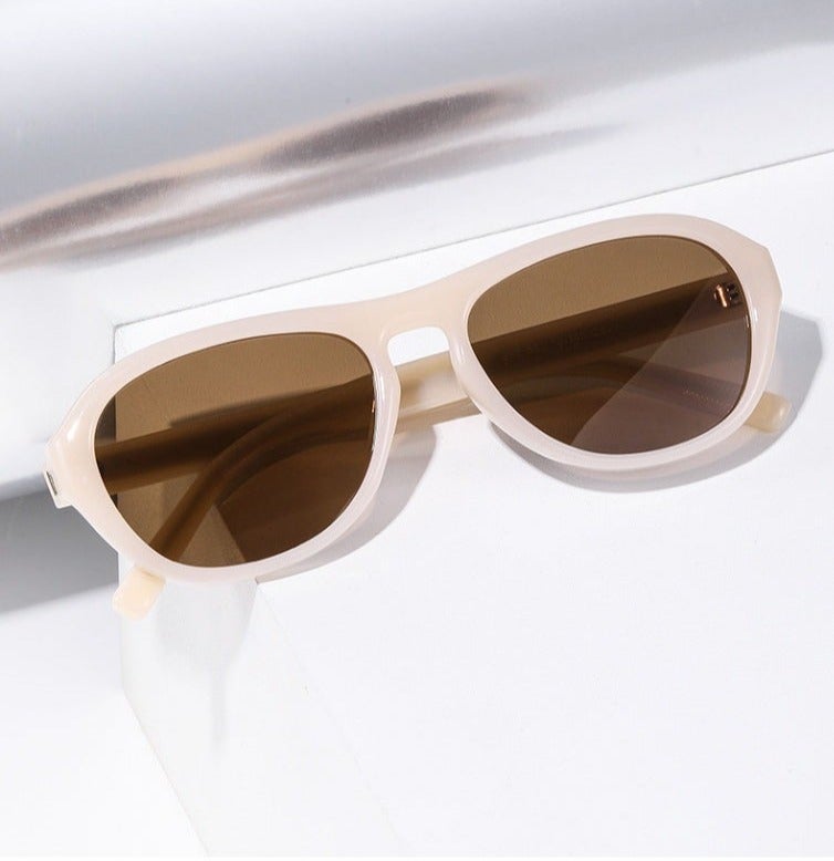 Women's European Style Polarized Sunglasses, Oversized Round TR Frame, UV400 Protection - Image 3