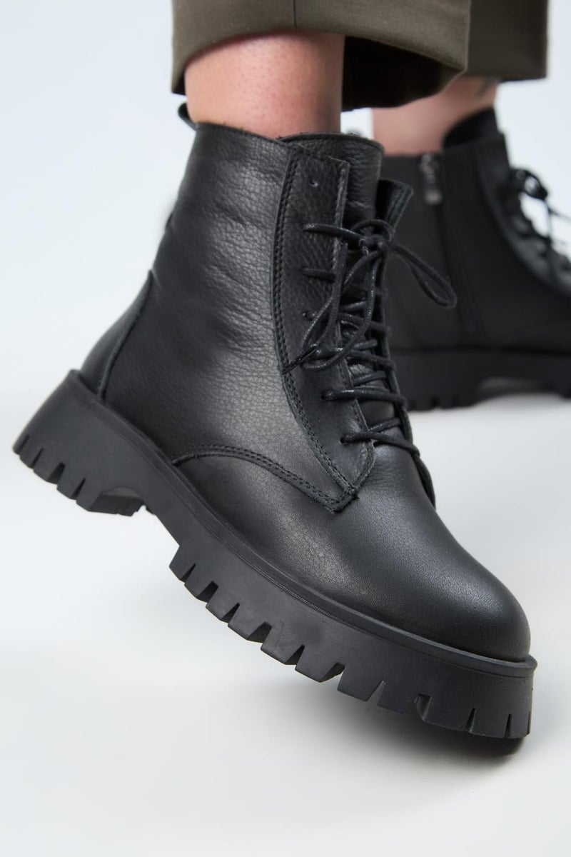 Manijero (Vienna) Women's Leather Lace-Up Inside Zipper Black Boots  - Image 5