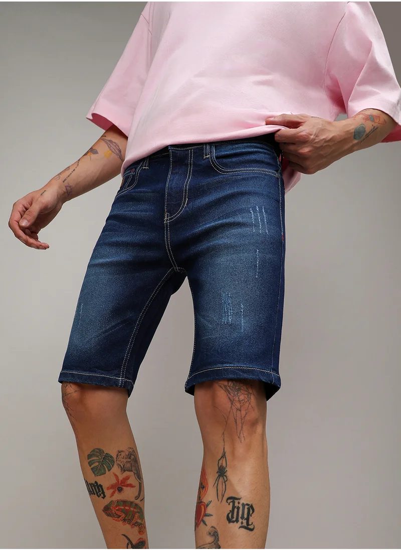 كامبوس سوترا Campus Sutra Men's Navy Blue Minimal Distressed Denim Shorts For Casual Wear | Dark-Wash | Regular Fit | Button Closure | Cotton Denim Shorts Crafted With Comfort Fit For Everyday Wear