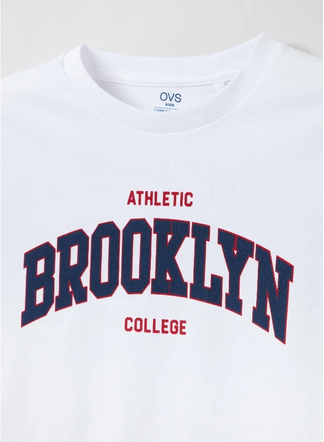 او في اس Cotton T-shirt with printed lettering