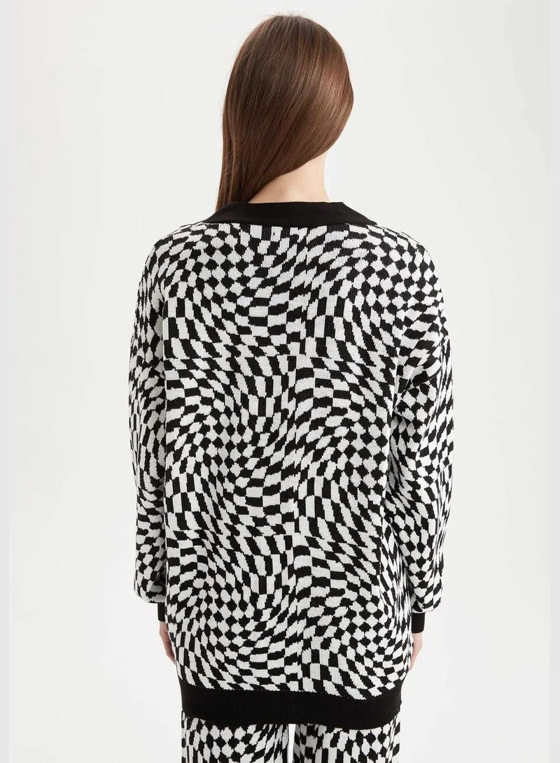 DeFacto Regular Fit V-Neck Long Sleeve Checkers Printed Cardigan