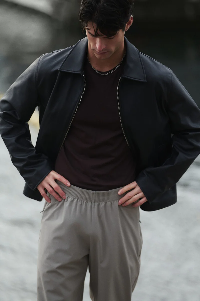 H&M Muscle Fit Sports T-shirt with DryMove™