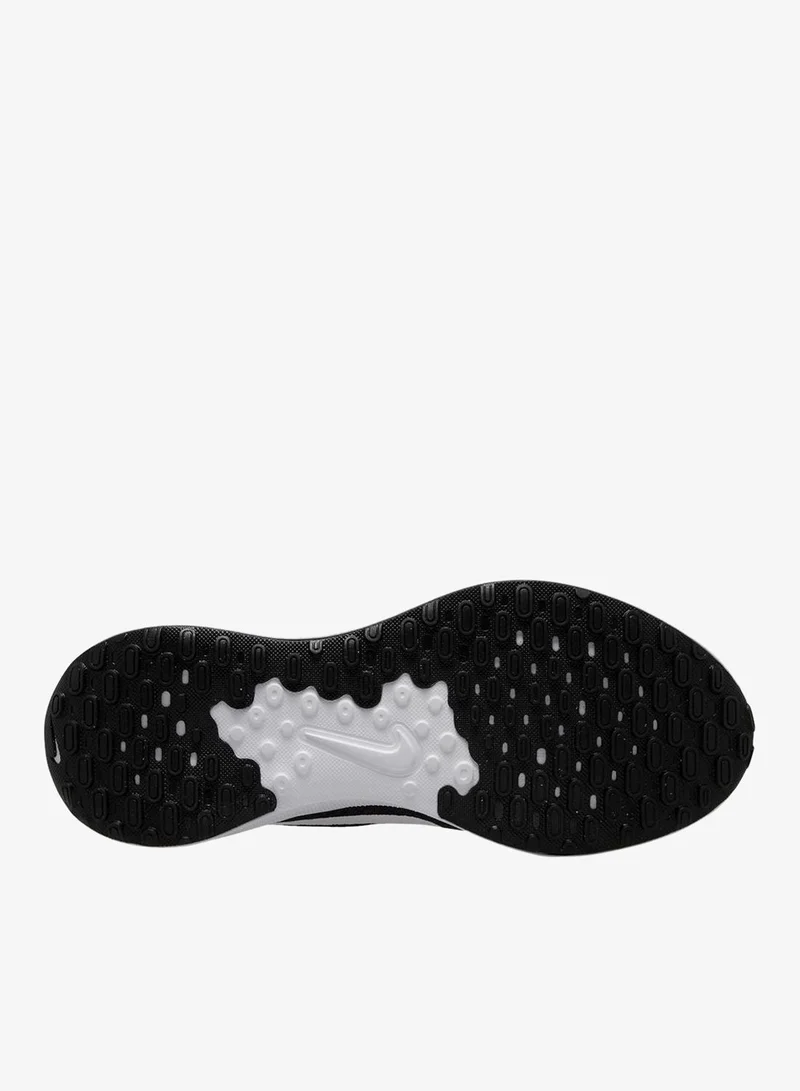 نايكي ريفولوشن 7