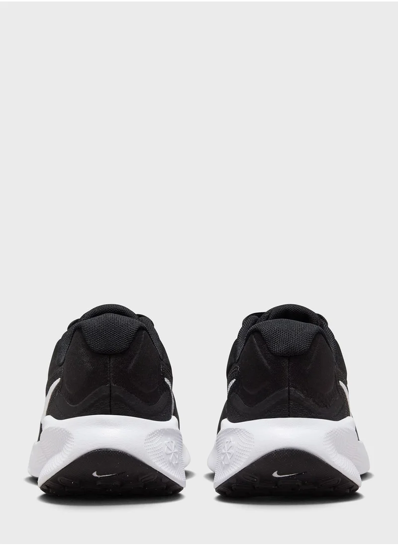 Nike Revolution 7