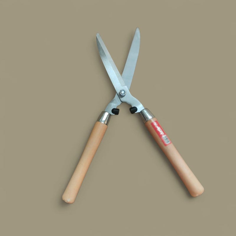 Professional Garden Shears, Beige Handles, Steel Blades, Tree and Shrub Trimmer, Durable Pruning Shears