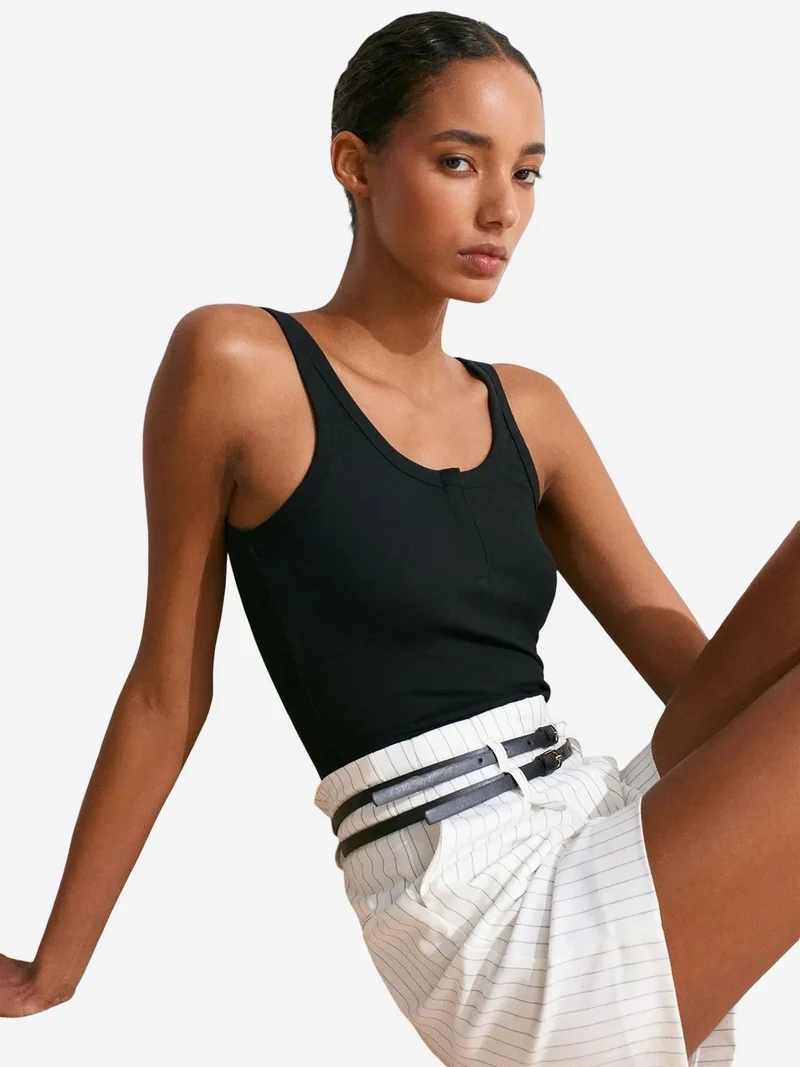 ديلفين DILVIN Ribbed Crop Cami Blouse