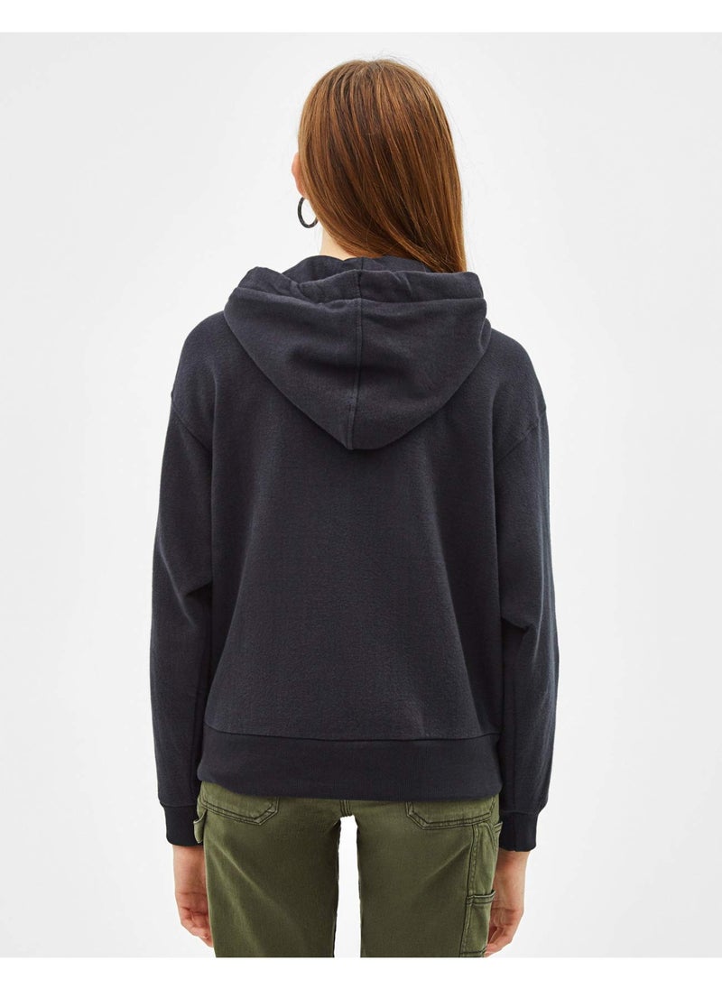 LOUD UNIVERSE Women’s Black Hoodie – Casual Long Sleeve Hooded Sweatshirt with Pockets – Cotton Blend – Comfortable Winter Hoodie For Women  - Image 2