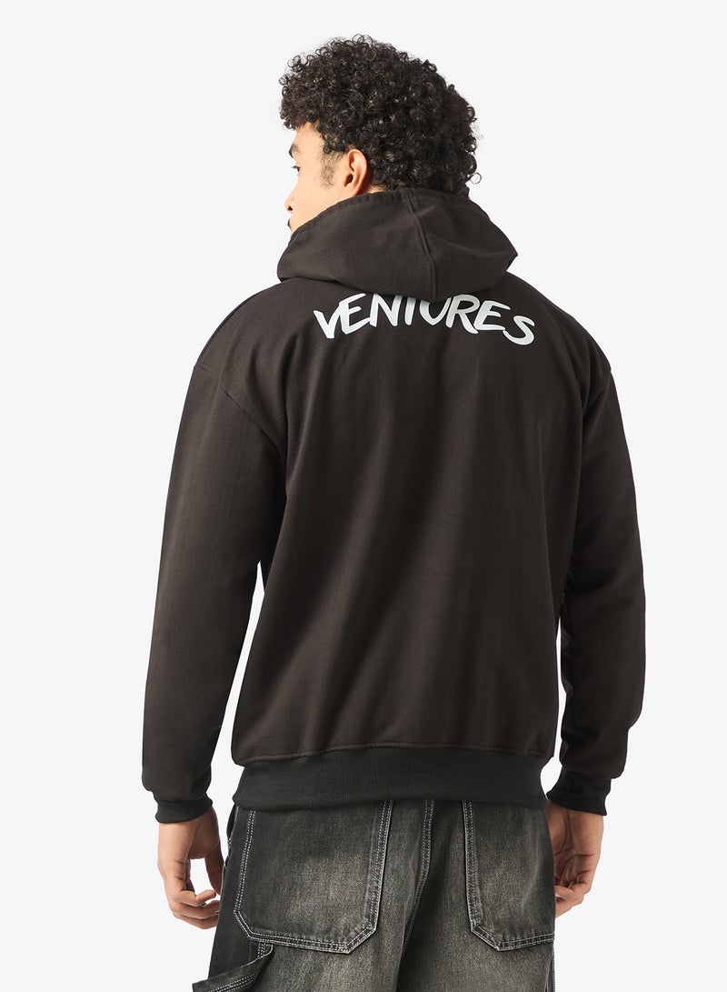 سفنتي فايف هودي بطبعة جرافيك - Image 2