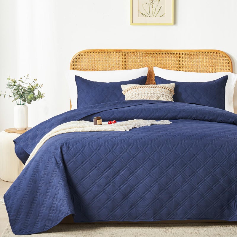 inron inron Quilt Set Queen Size  Navy Blue Microfiber Ultrasonic Full Bedspreads  Lightweight Breathable Coverlet  Modern Geometric Pattern Thin Bedding Set for All Season (1 Quilt  2 Pillow Shams)  - Image 1
