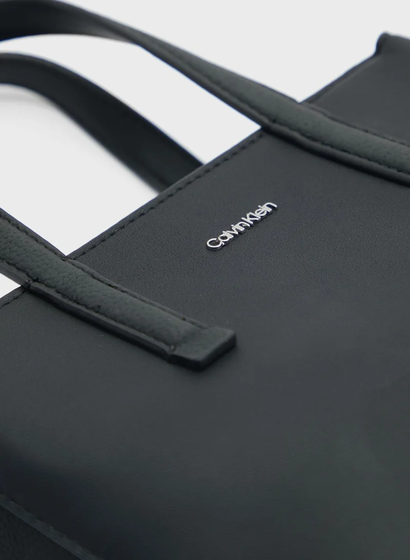 CALVIN KLEIN Mini Quilt Tote