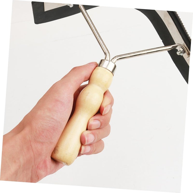 Stainless Steel Serrated Horse Comb with Wooden Handle for Livestock Grooming Itch Relief - Image 5