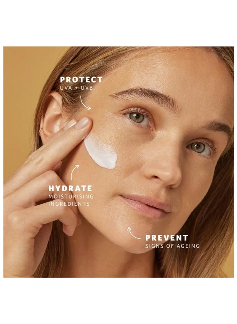 كانسر كاونسيل مرطب يومي من مجلس مكافحة السرطان مقاوم للماء بمعامل حماية من الشمس SPF50 بحجم 75 مل، مرطب نهاري للوجه والجسم، مقاوم للماء، خفيف الوزن، كريم واقٍ من الشمس مرطب بالألوفيرا، خالي من العطور، مناسب للبشرة الحساسة - Image 3