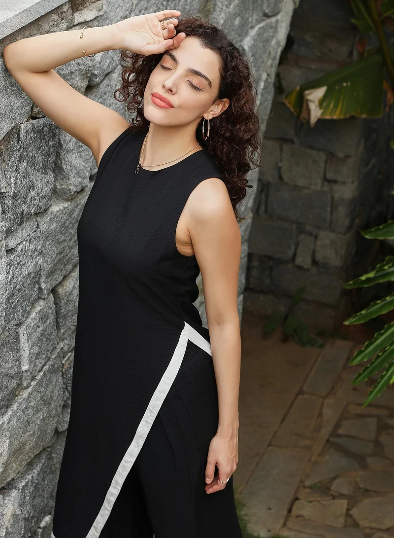 QISSA Women's Raven Black Contrast Tilt Kurta Set