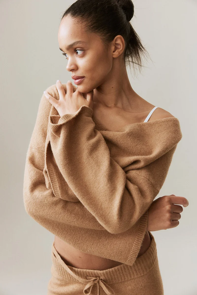 H&M Fine-knit V-neck jumper