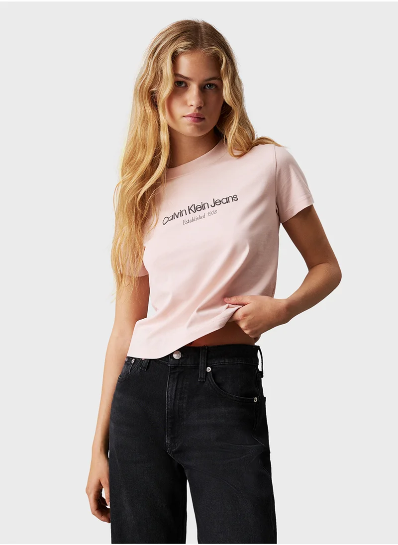 كالفن كلاين جينز Logo Graphic Baby Tee