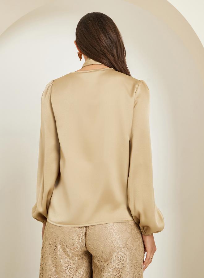 ستايلي بلوزة ساتان بياقة برباط - Image 5
