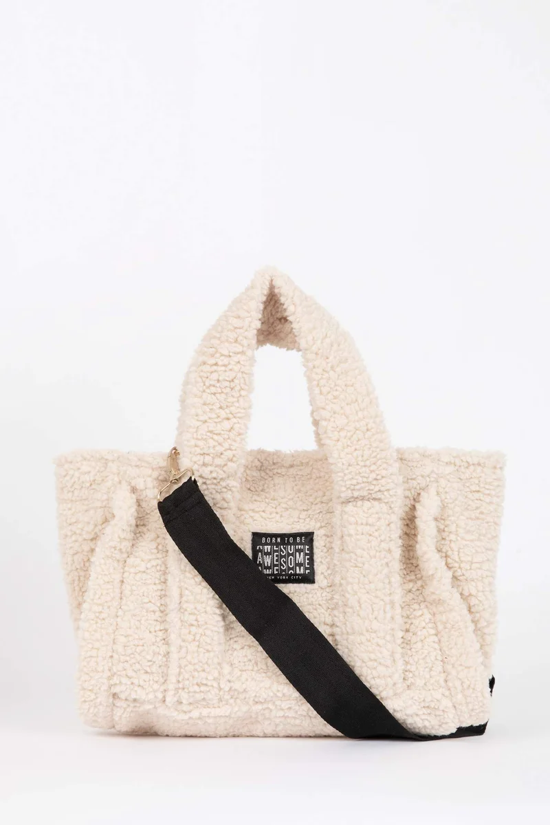 ديفاكتو Women Plush Crossbody Bag