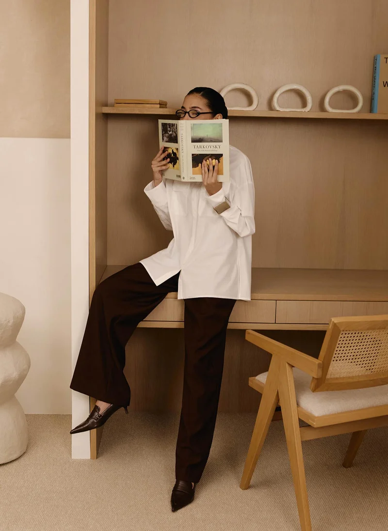 Lichi Loose trousers with waist pleats and eco-leather belt