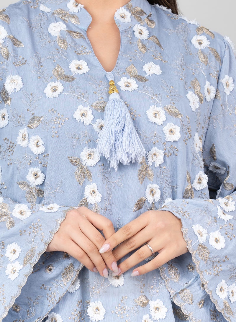 اكسا جلابية مطرزة بنقوش زهور أورا  أزرق - Image 2