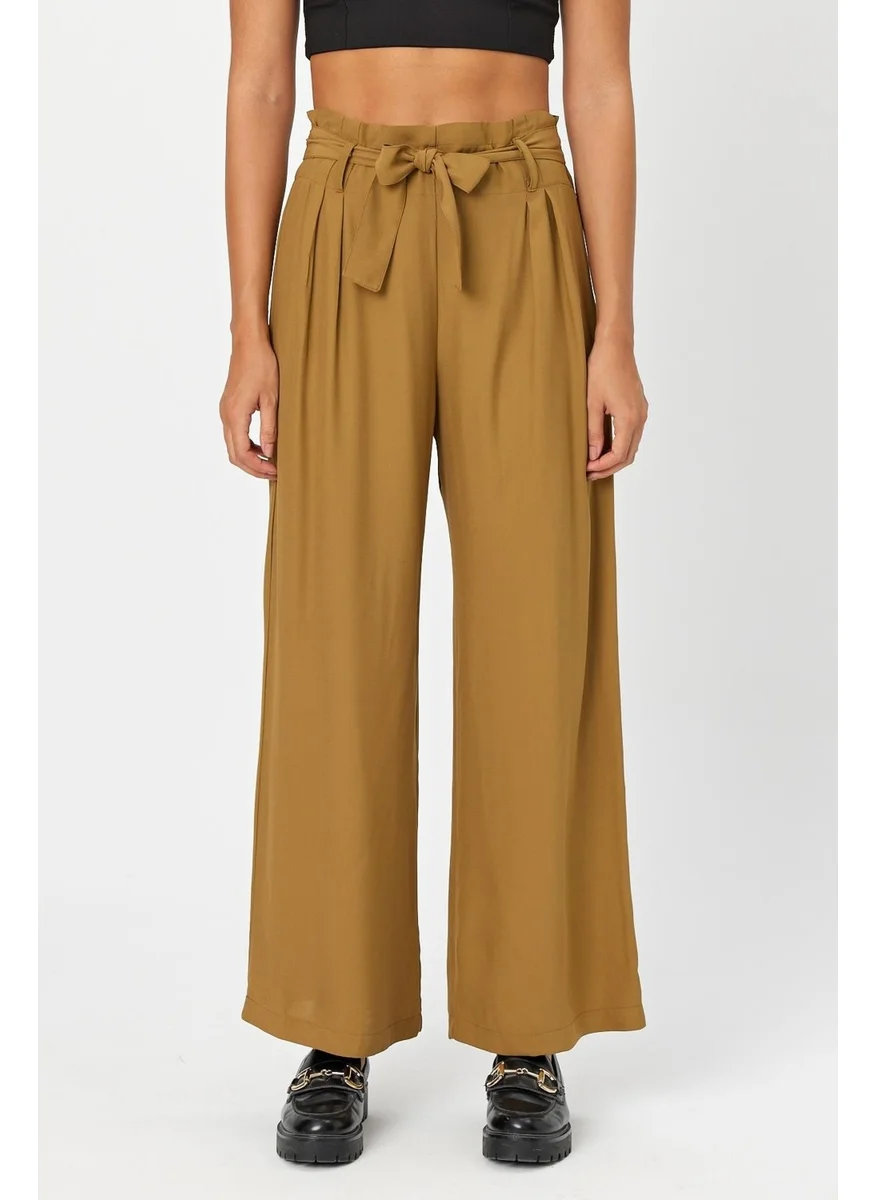 Alexander Gardi Belted Pleated Palazzo Trousers (B24-00232)