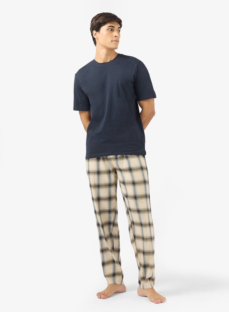 سفنتي فايف طقم بيجامة تي شيرت وبنطلون - Image 1