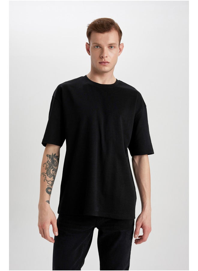 DeFacto - Man Oversize Fit Crew Neck Short Sleeve Knitted T-Shirt - Image 1