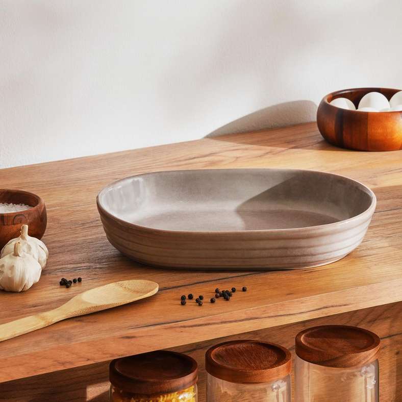 Pan Home طبق خبز بيضاوي رمادي للمطبخ