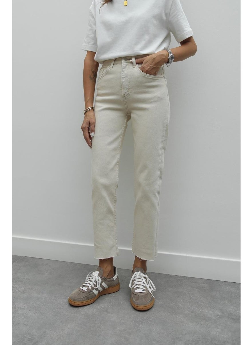 Havoş Beige Boy Fit Cut Leg Jeans  - Image 2