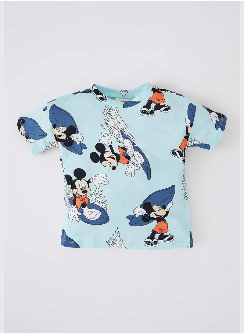 DeFacto Regular Fit Short Sleeve Disney Mickey & Minnie Print T-Shirt