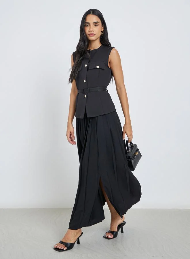 Styli Styli Sleeveless Round Neck Belted Waistcoat
