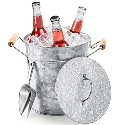 Frcctre Farmhouse 4 Liter Ice Bucket with Lid Galvanized Metal Beverage Tub with Scoop and Handles Drink and Wine Chiller for Bar Party BBQ Great for Indoor and Outdoor Use