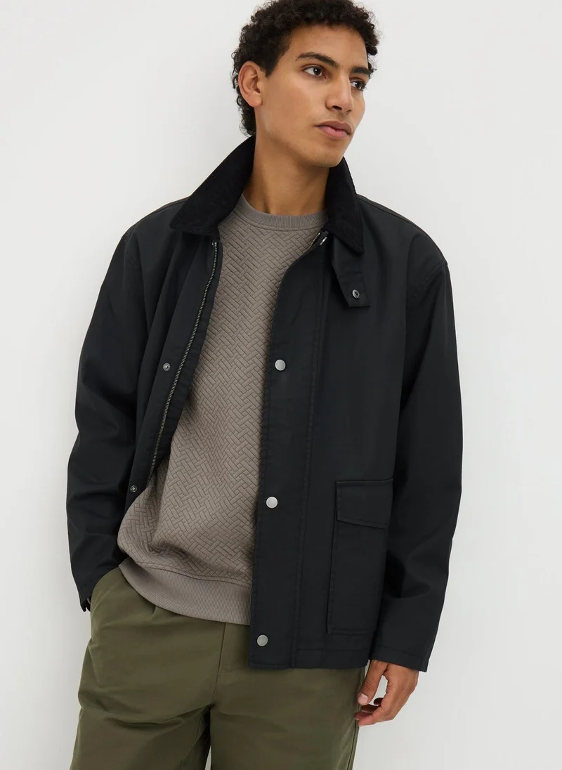 ماتلان كنزة مبطنة بنقش بارز بني