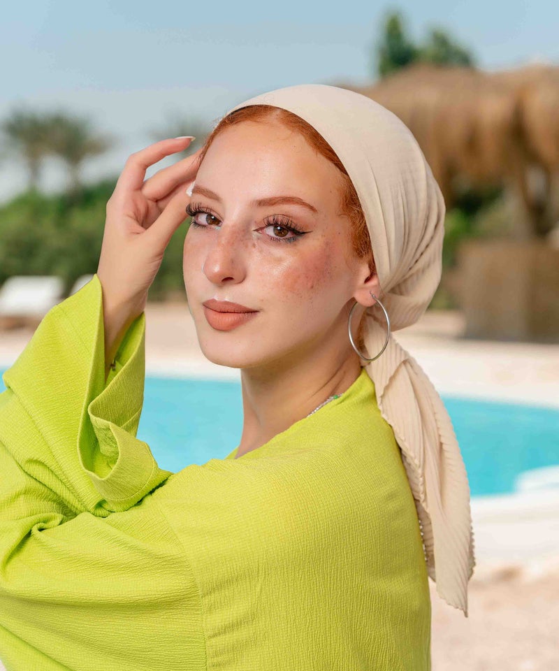 كايان طرحة ساتان أرماني بليسيه شيفون مربعة بتصميم مميز - متعدد الألوان - Image 3