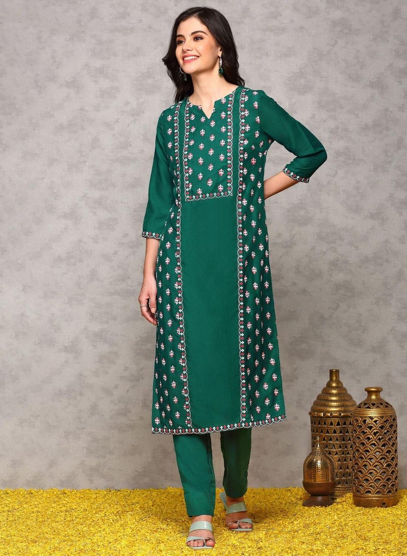 ISHIN Women's Green Chiffon Printed Tunic Full Length Casual Regular Fit Kurta Set  - Image 2