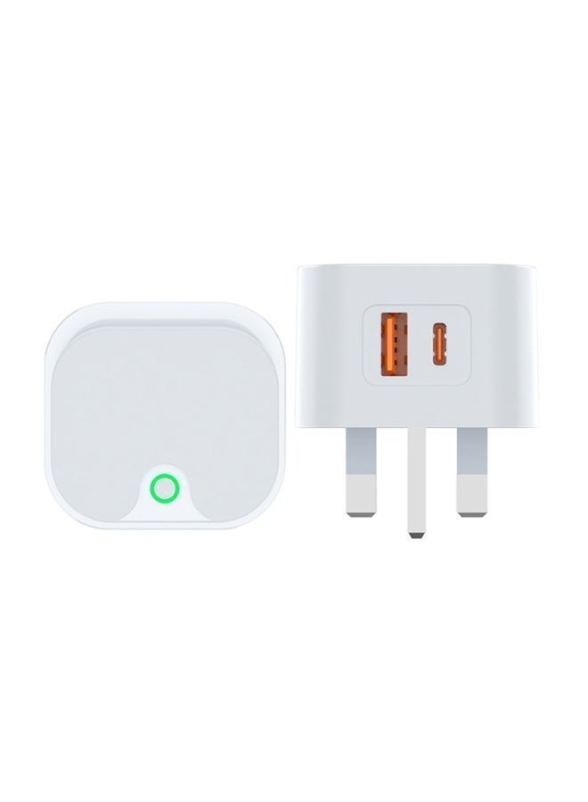 شاحن جداري سريع بقوة 25 واط  بمنفذين  USB TypeC + USB Type A Output, QC3.0/PD 3.0 /SCP يدعم تقنيات الشحن السريع PD / QC3.0 / SCP مع نظام حماية ذكي يحافظ على أجهزتك من ارتفاع الحرارة أو التيار. مصنوع من مادة PC مقاومة للحريق بتصميم أنيق باللون الأبيض. منفذان ذكيان (USB-C و USB-A) لتمكينك من شحن جهازين في نفس الوقت بكفاءة وأمان. مثالي لهواتف سامسونج، آيفون، التابلت، والأجهزة الذكية الأخرى. - Image 5