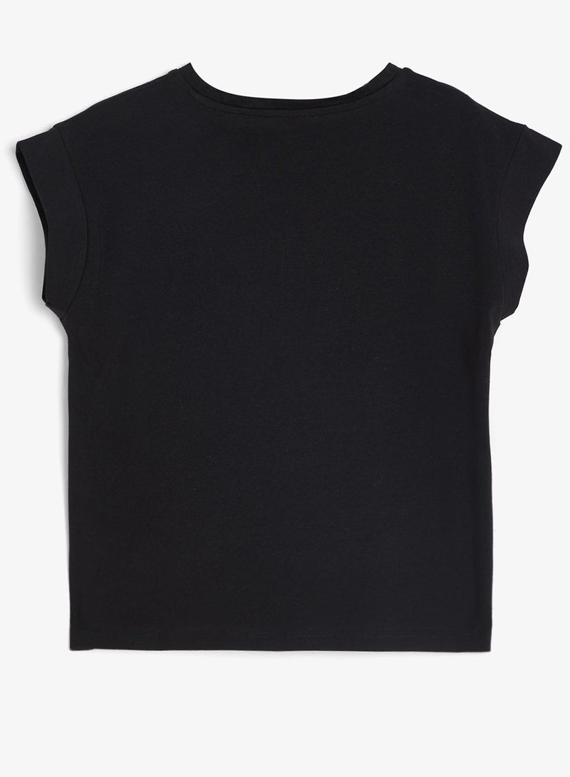 GUESS Youth Graphic Crew Neck T-Shirt - Image 3